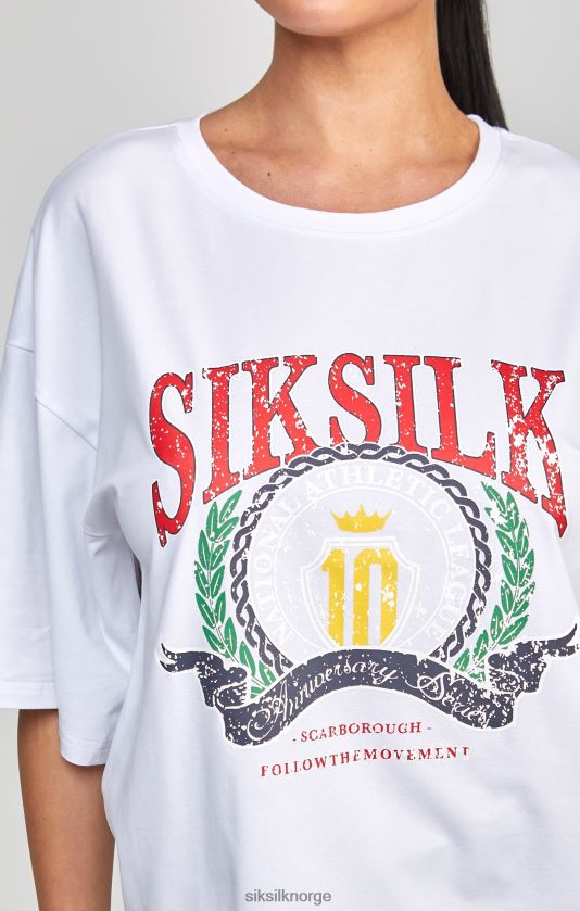 SikSilk kvinner hvit varsity crop t-skjorte V8JH4853 klær
