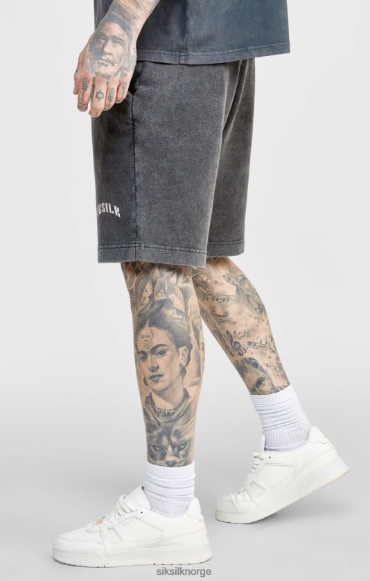 SikSilk menn svart grafisk avslappet shorts V8JH48567 klær