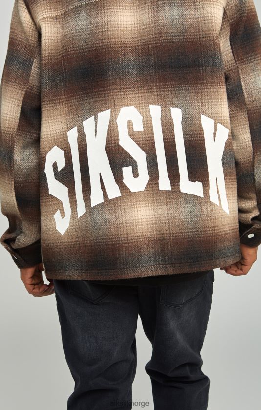 SikSilk menn rutete overskjorte med brun trykt logo V8JH48467 klær